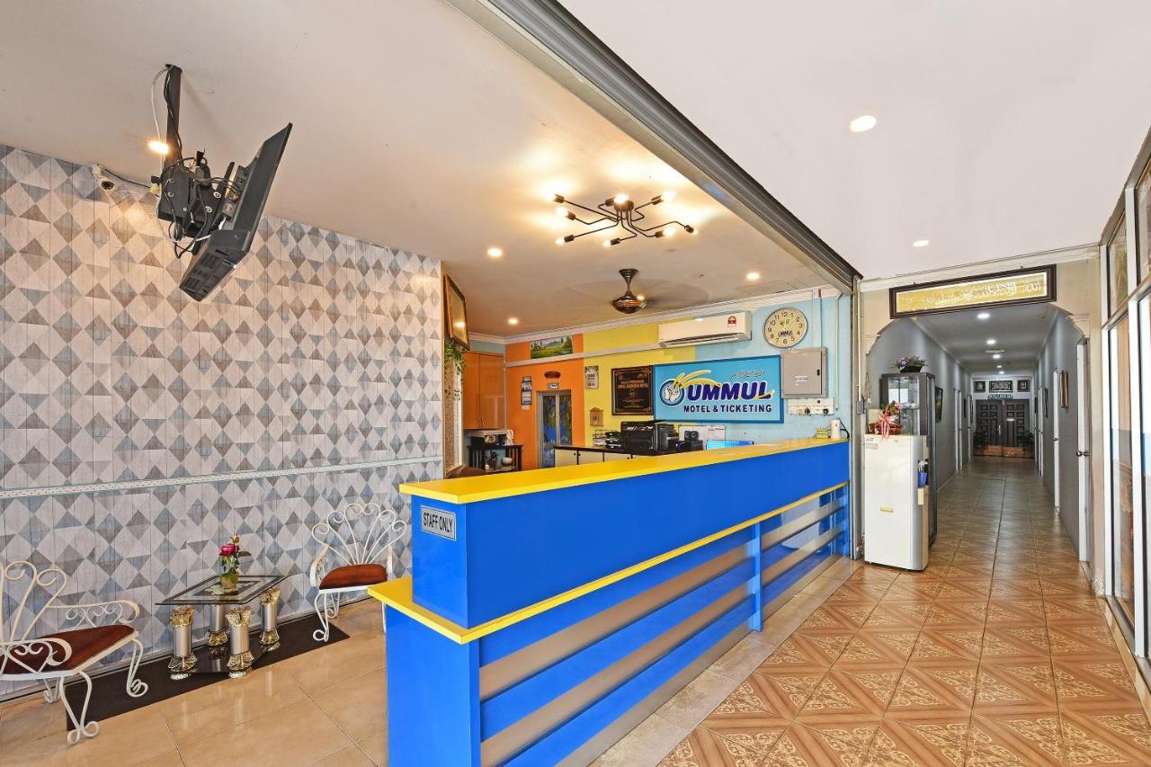 Capital O 90614 Cvia Ummul Hotel Padang Besar Zewnętrze zdjęcie