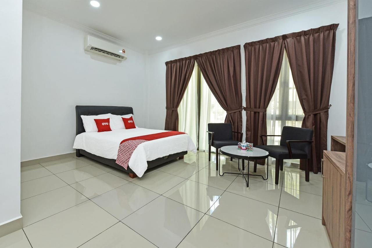 Capital O 90614 Cvia Ummul Hotel Padang Besar Zewnętrze zdjęcie