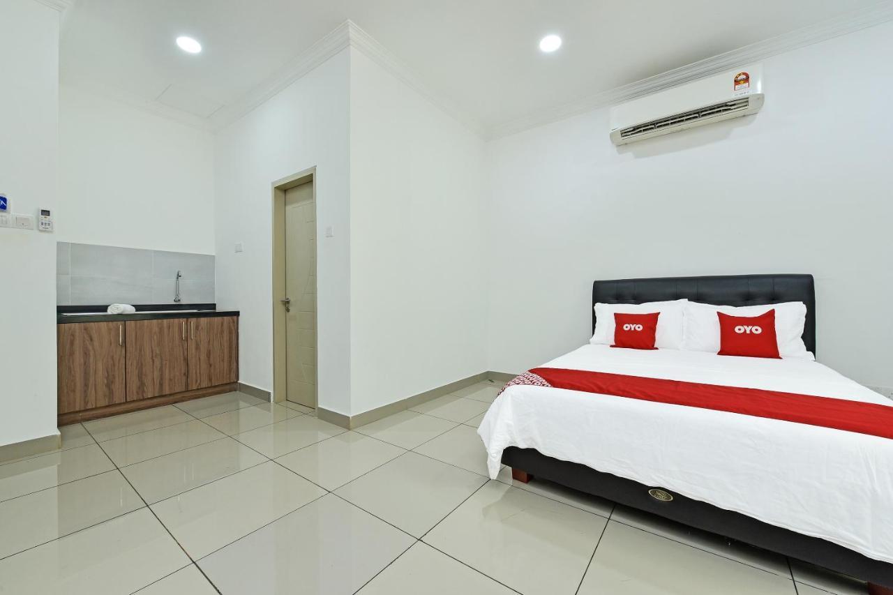 Capital O 90614 Cvia Ummul Hotel Padang Besar Zewnętrze zdjęcie